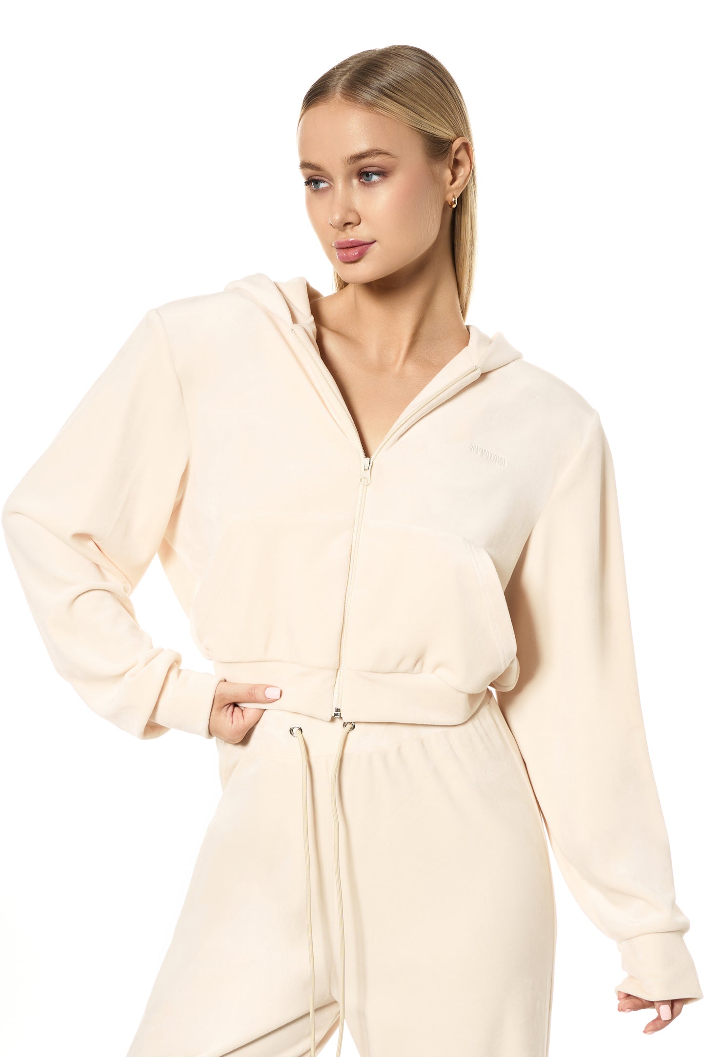 Velourshose SVYATAYA