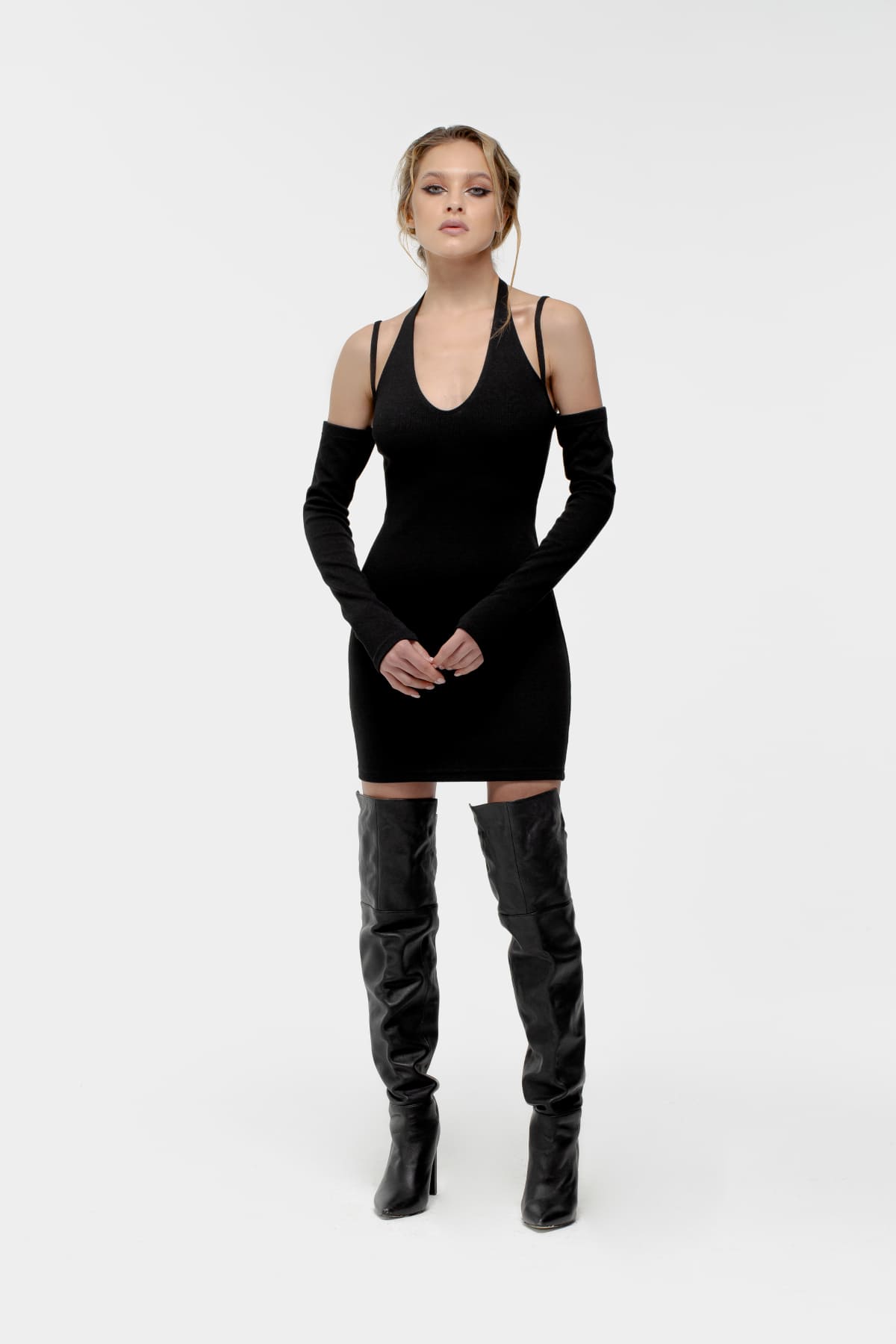 Minikleid mit Schulterlinie, Schwarz