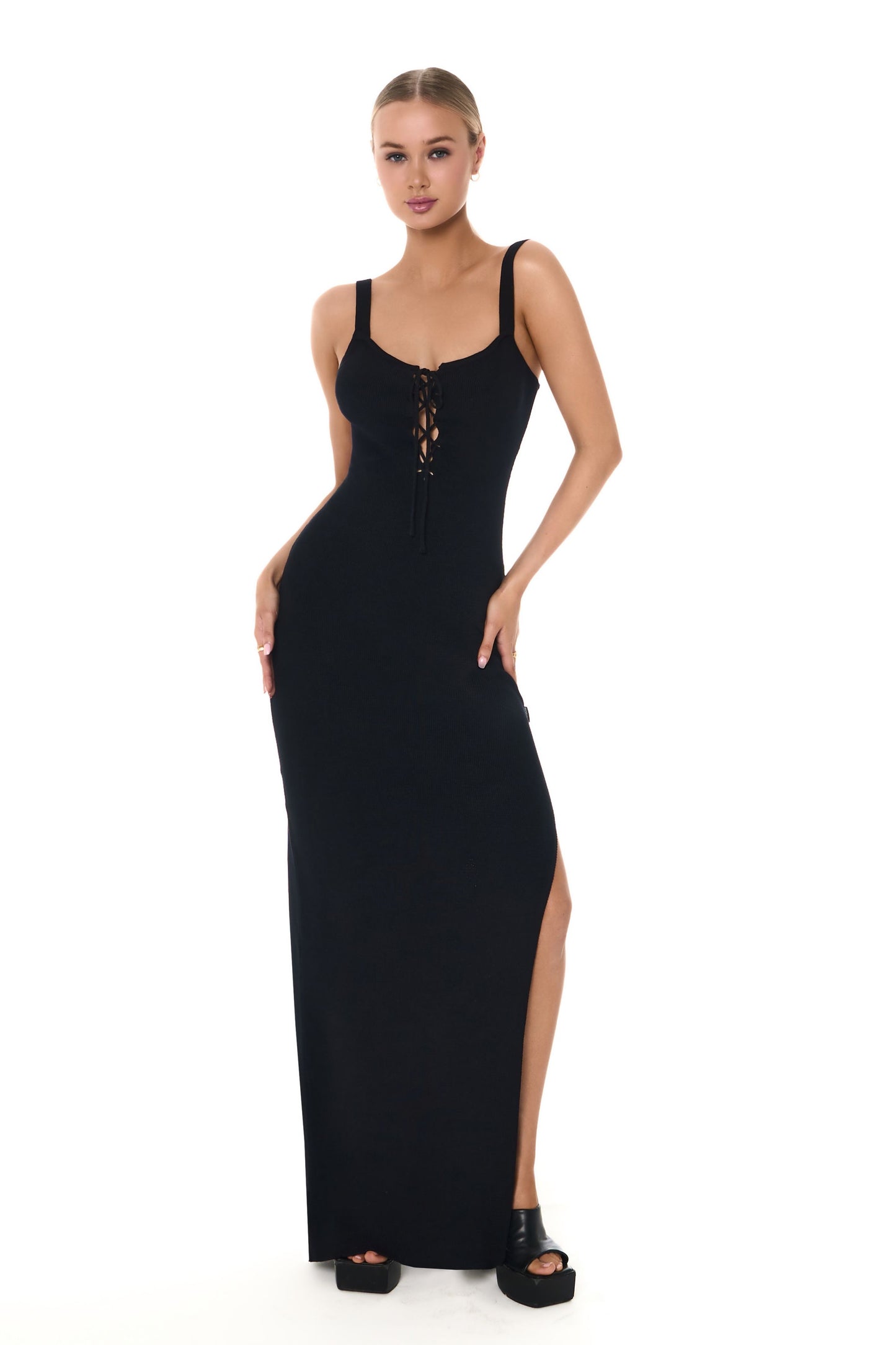 Maxikleid mit Schnüren