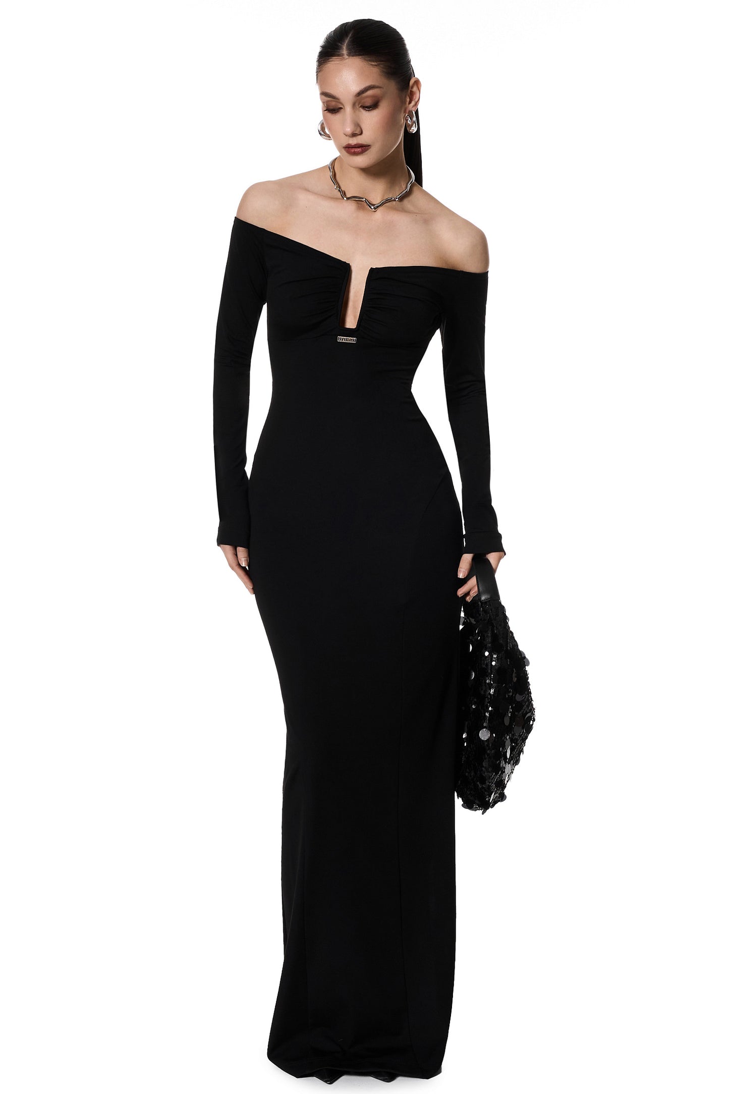 Kleid mit betonten Dekolleté